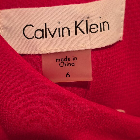 Calvin Klein red gown. Brand new!! Never worn! - Picture 3 of 10